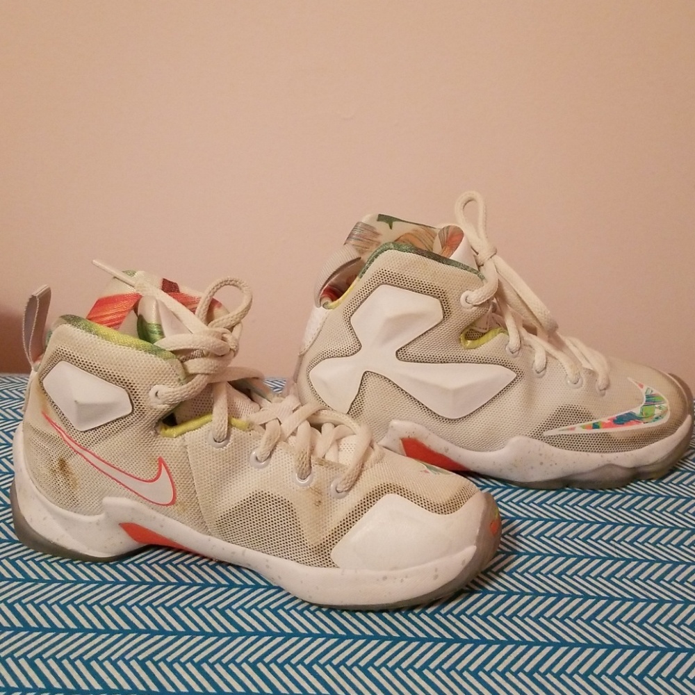 Children's Nike Lebrons size 11